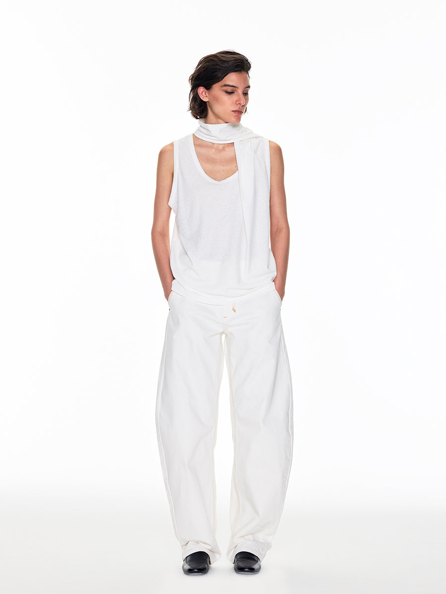 WHITE BUTT-SLIMMING SCIMITAR JEANS