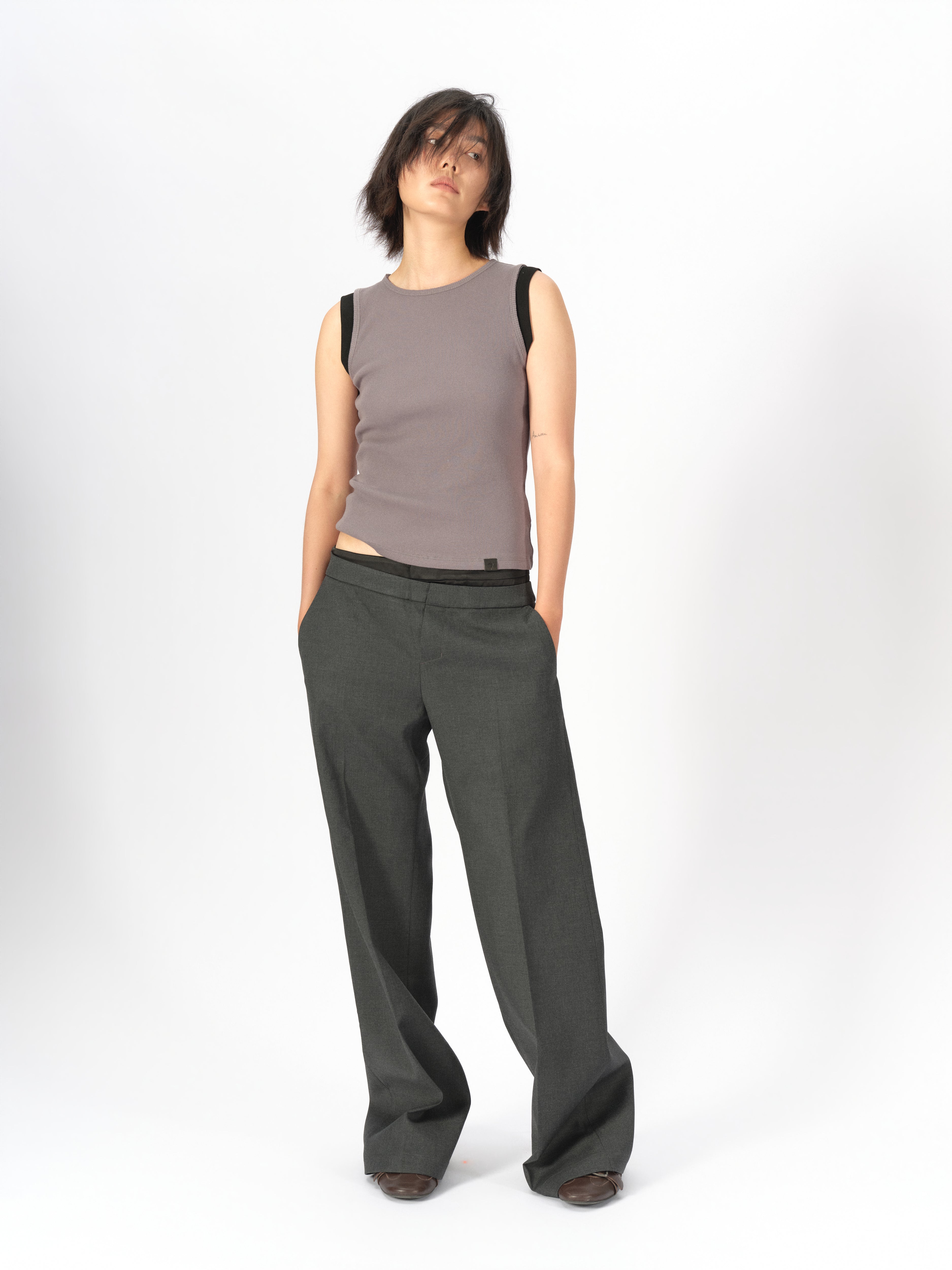 Contrast Ribbed Raw-Edge Tank