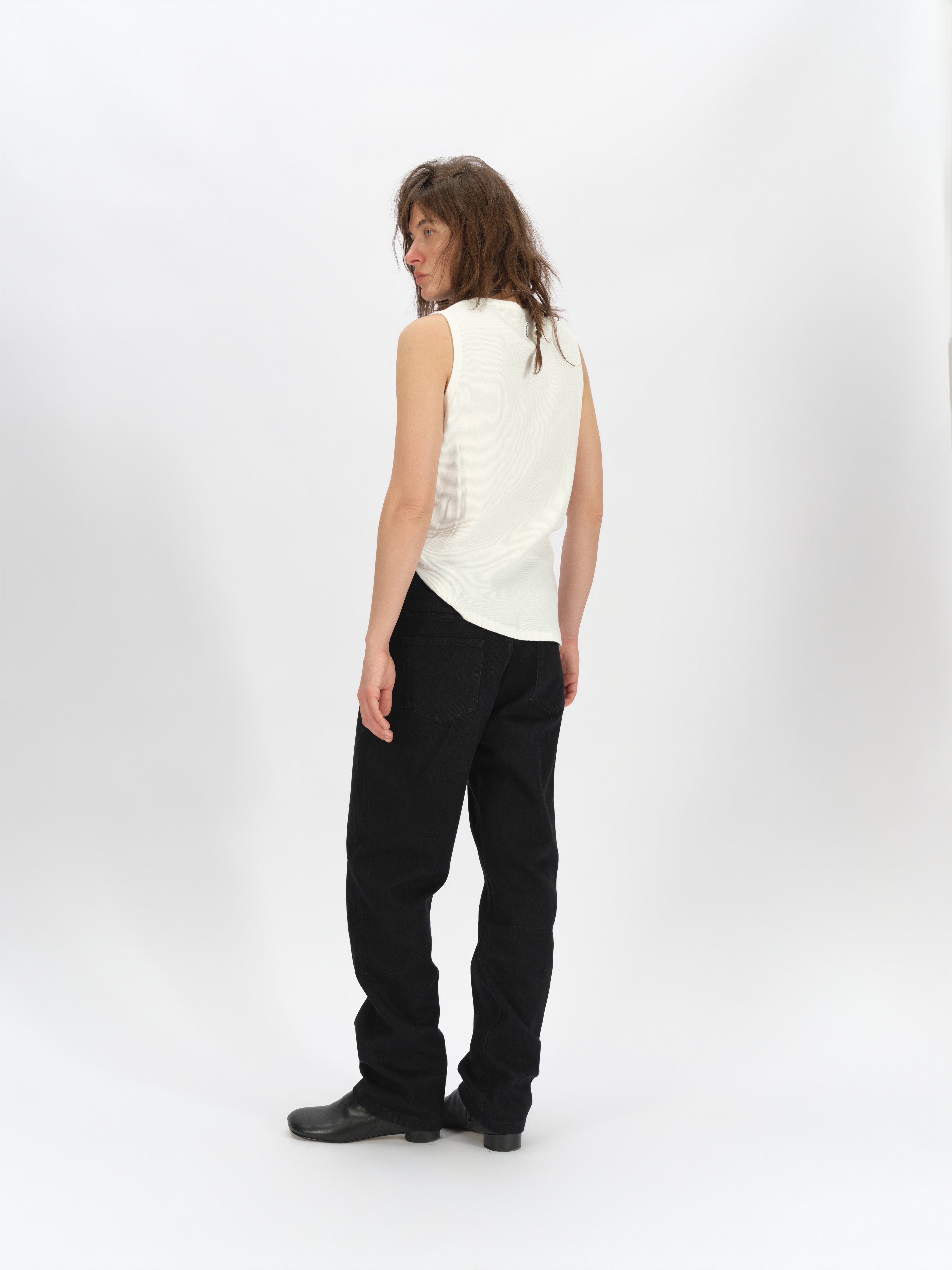Asymmetric Hem Rolled-Edge Tank
