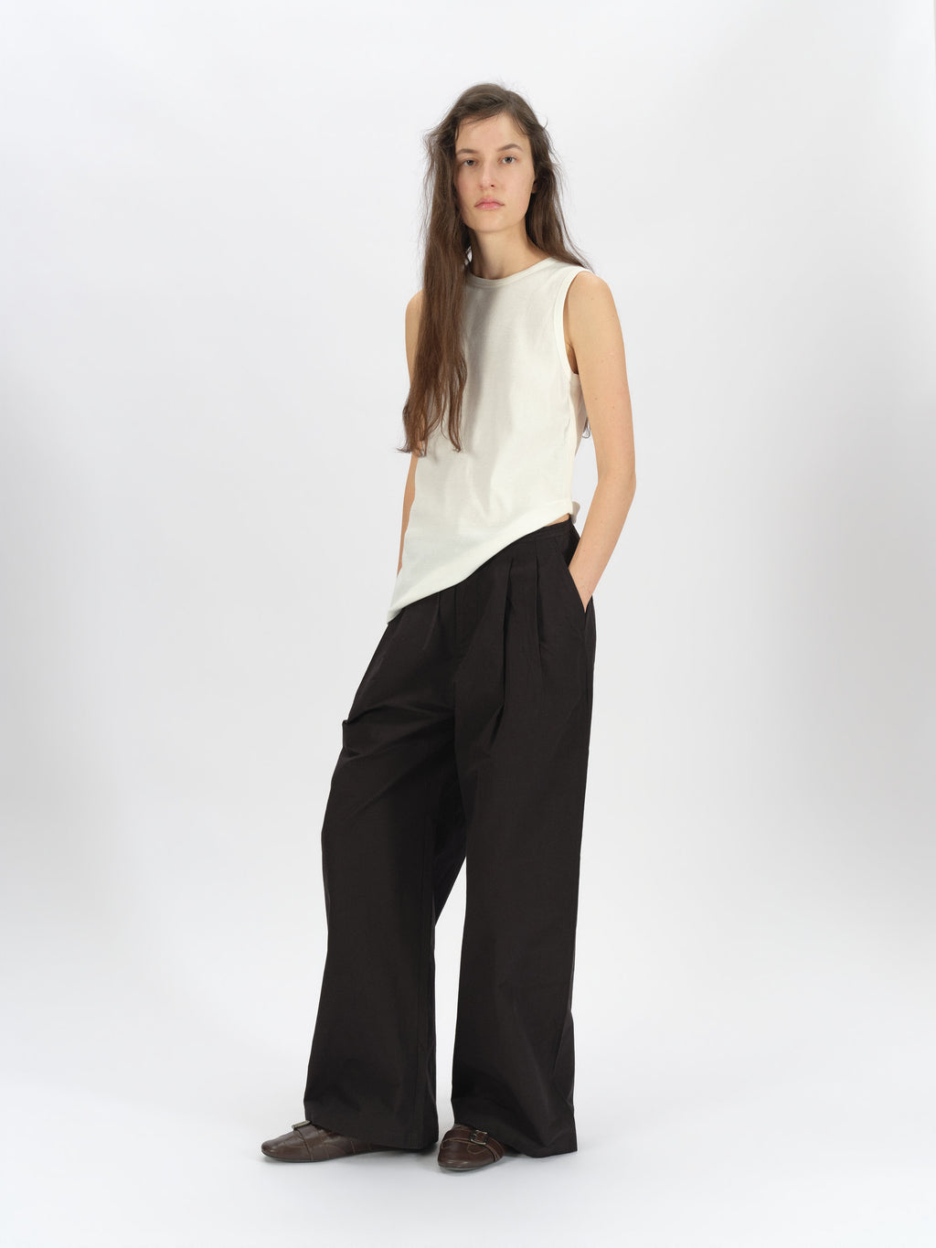 Asymmetric Hem Rolled-Edge Tank