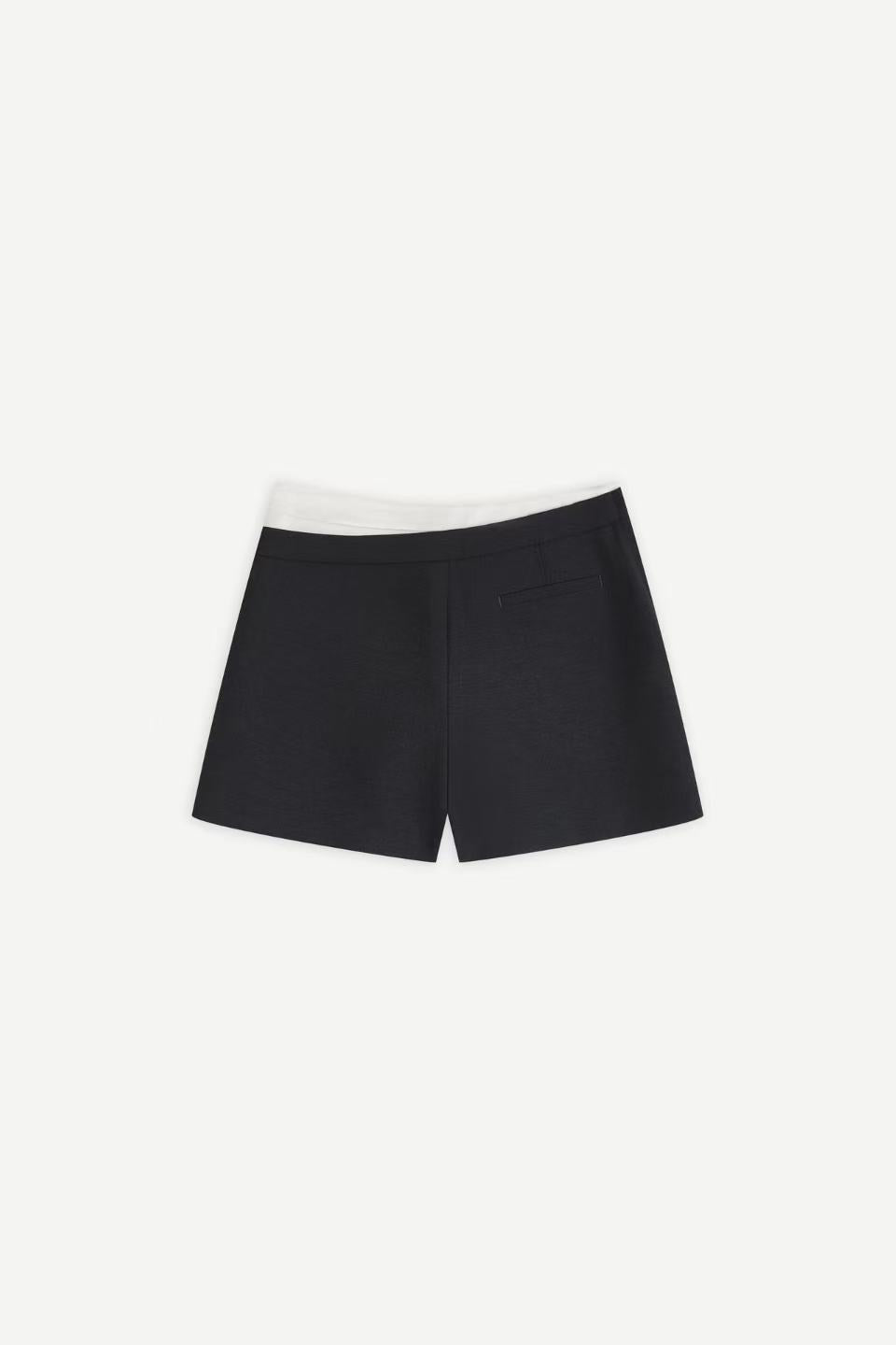Asymmetric Curved Waist Shorts