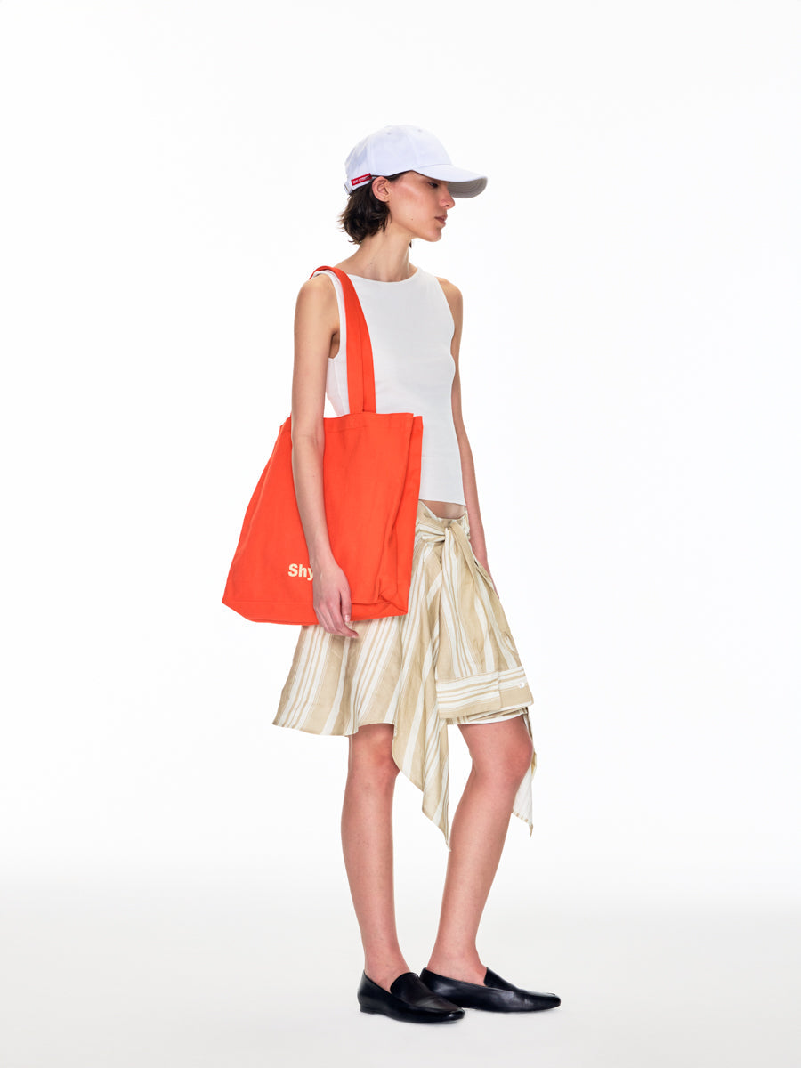 SHY TOTE BAG