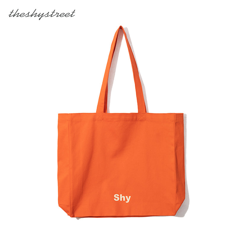 SHY TOTE BAG